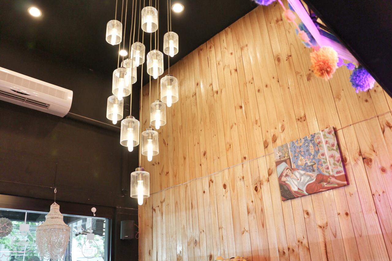 Rest At Ekkamai Hostel Bangkok Ngoại thất bức ảnh