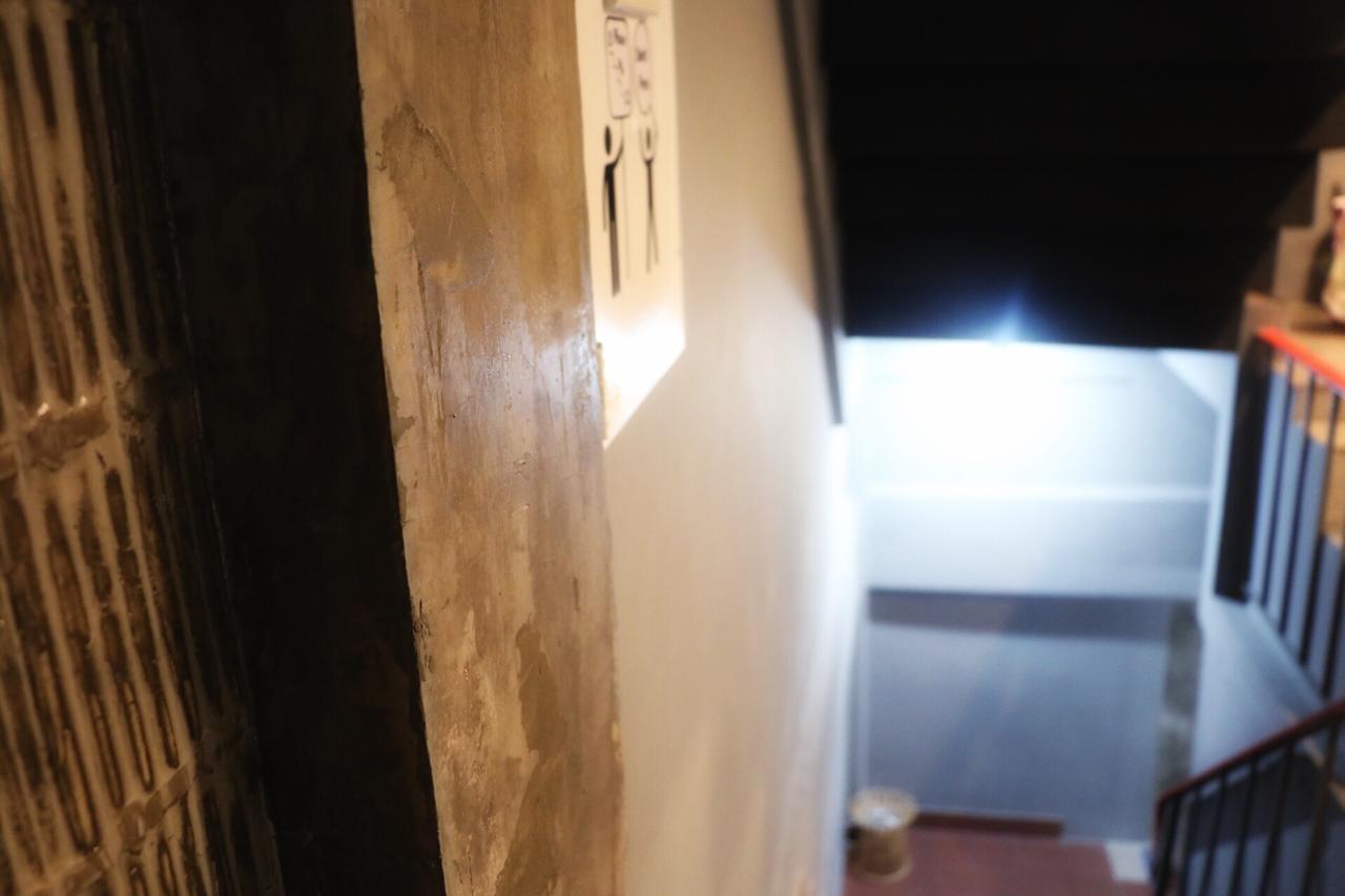 Rest At Ekkamai Hostel Bangkok Ngoại thất bức ảnh